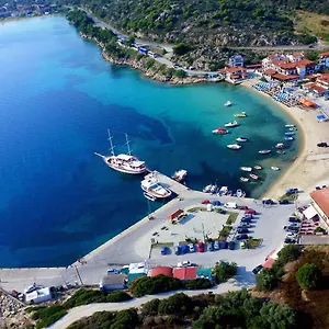 angelos-hotel.hotelschalkidiki.net/